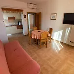 Anita 1 Barbat na Rabu