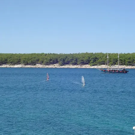 Anita 1 Barbat na Rabu