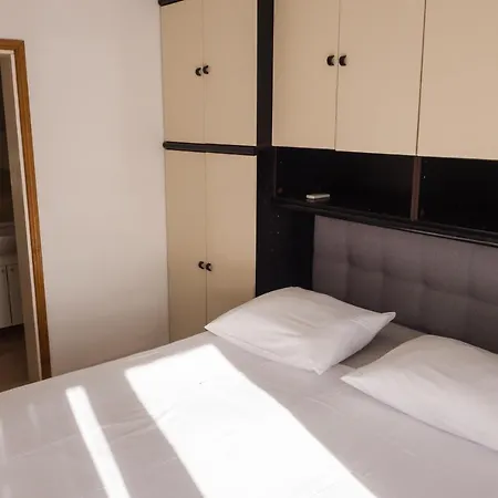Anita 1 Apartment Barbat na Rabu