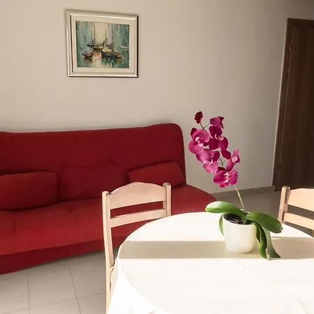 Appartement Anita 1 *